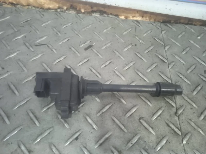 Катушка зажигания Nissan Maxima 2000-2006 224482Y001 CA33 3.0 VQ30