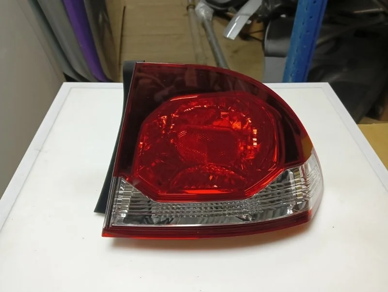Фонарь Honda Civic 8 2009-2011 4D