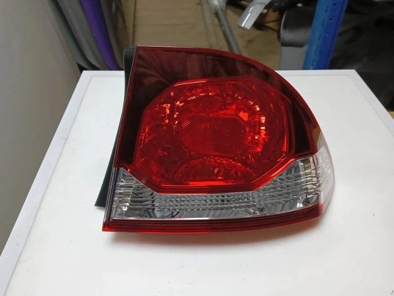 Фонарь Honda Civic 8 2009-2011 4D