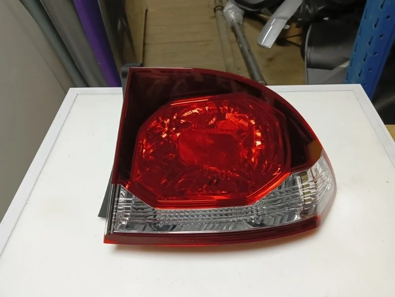 Фонарь Honda Civic 8 2009-2011 4D