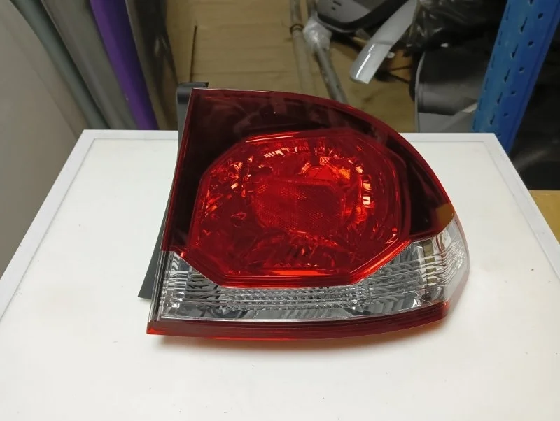 Фонарь Honda Civic 8 2009-2011 4D