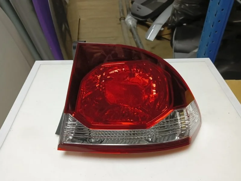 Фонарь Honda Civic 8 2009-2011 4D