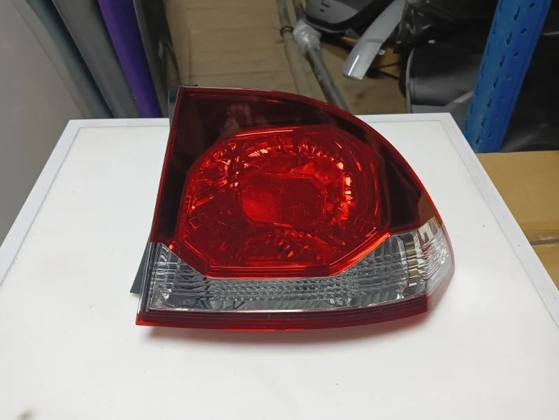 Фонарь Honda Civic 8 2009-2011 4D
