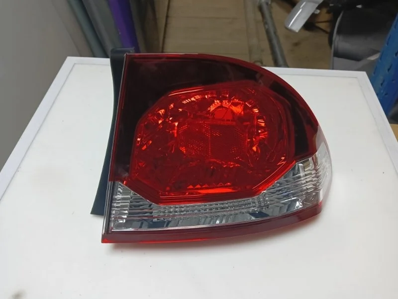 Фонарь Honda Civic 8 2009-2011 4D