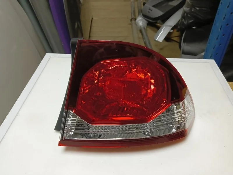 Фонарь Honda Civic 8 2009-2011 4D