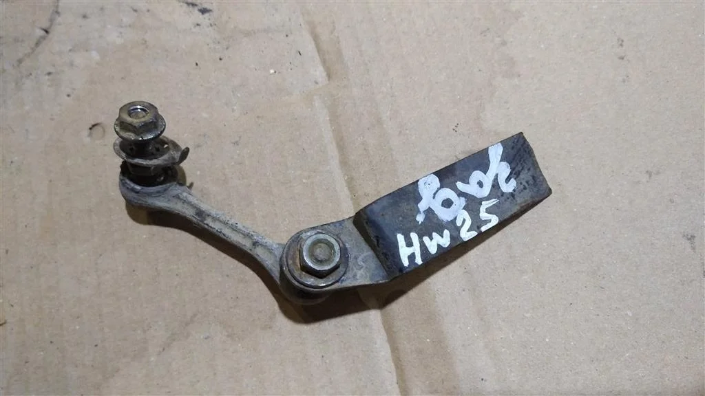 Б.у. тяга датчика дорожного просвета TOYOTA PRIUS NHW20 TOYOTA PRIUS NHW20