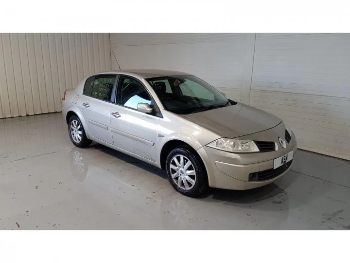 Продажа Renault Megane 1.6 (105Hp) (K4M 760) FWD AT по запчастям