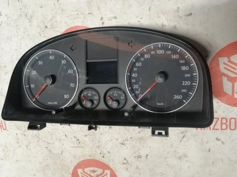 Щиток приборов Volkswagen Touran 2009 1T