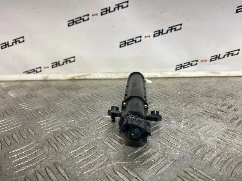 Форсунка омывателя Volvo S60 2013 30784344 2, левая