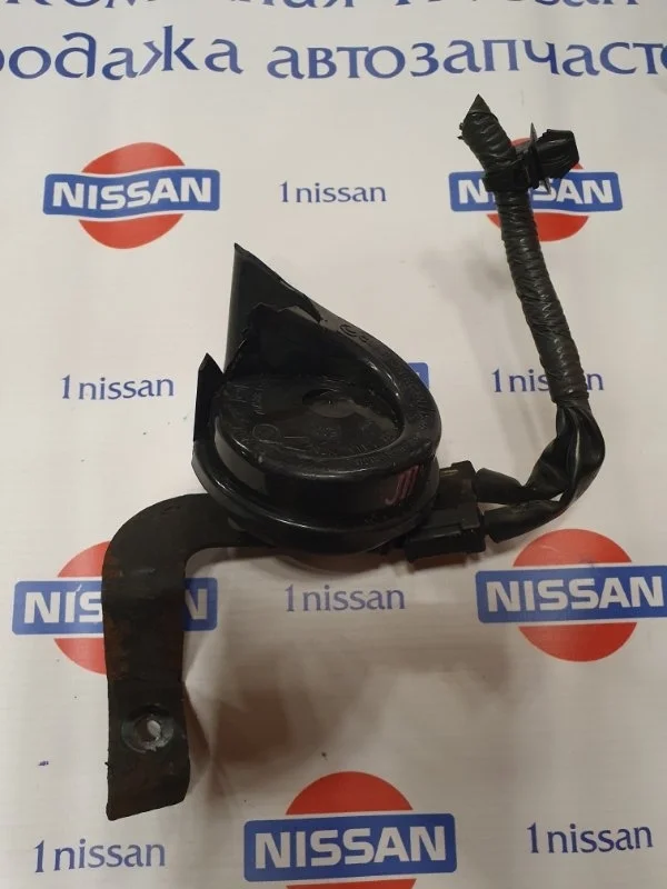 Звуковой сигнал Nissan Qashqai 2014 256104EA0D J11 HRA2, передний