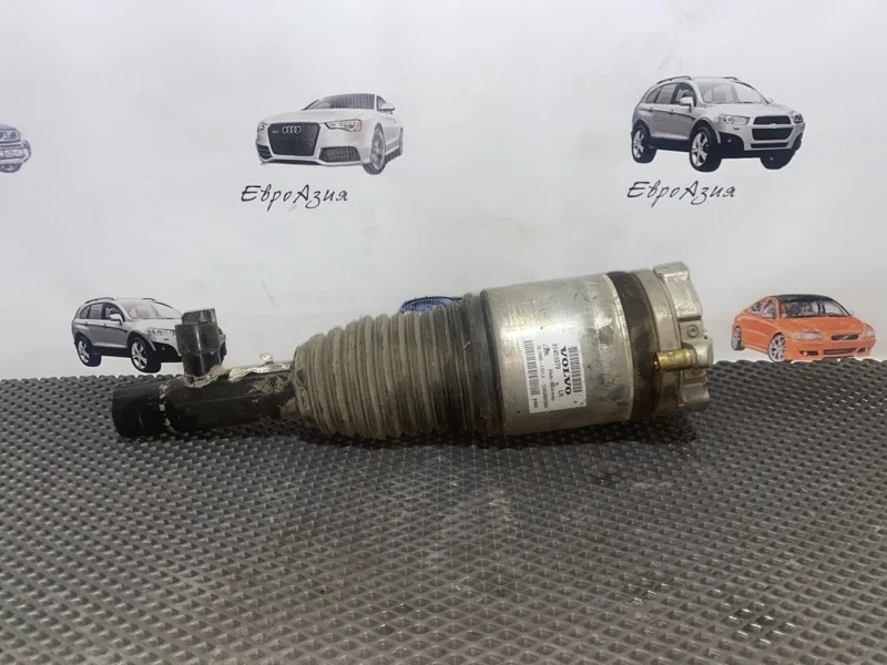 Пневмоамортизатор подвески Volvo Xc90 2016 31451079, передний левый
