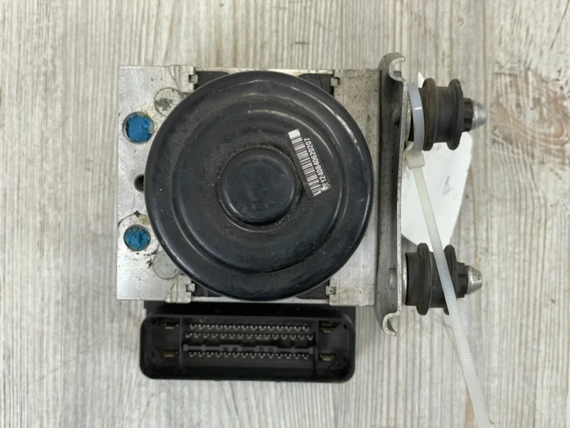 Блок abs (насос) VW Touareg 2 2010-2018 7P