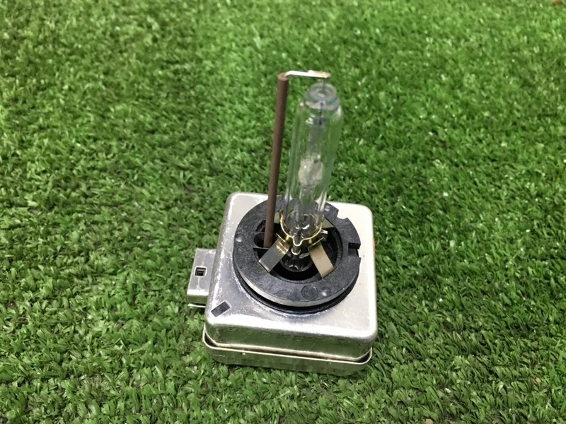 Лампа ксеноновая BMW X3 35iX 2013 F25