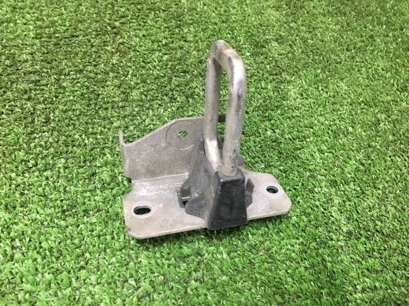 Замок капота BMW F25