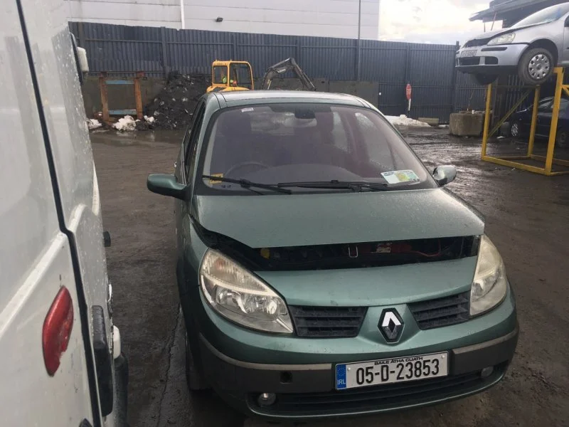 Продажа Renault Scenic 1.6 (115Hp) (K4M 813) FWD MT по запчастям