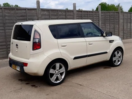 Продажа Kia Soul 1.6 (124Hp) (G4FC) FWD MT по запчастям