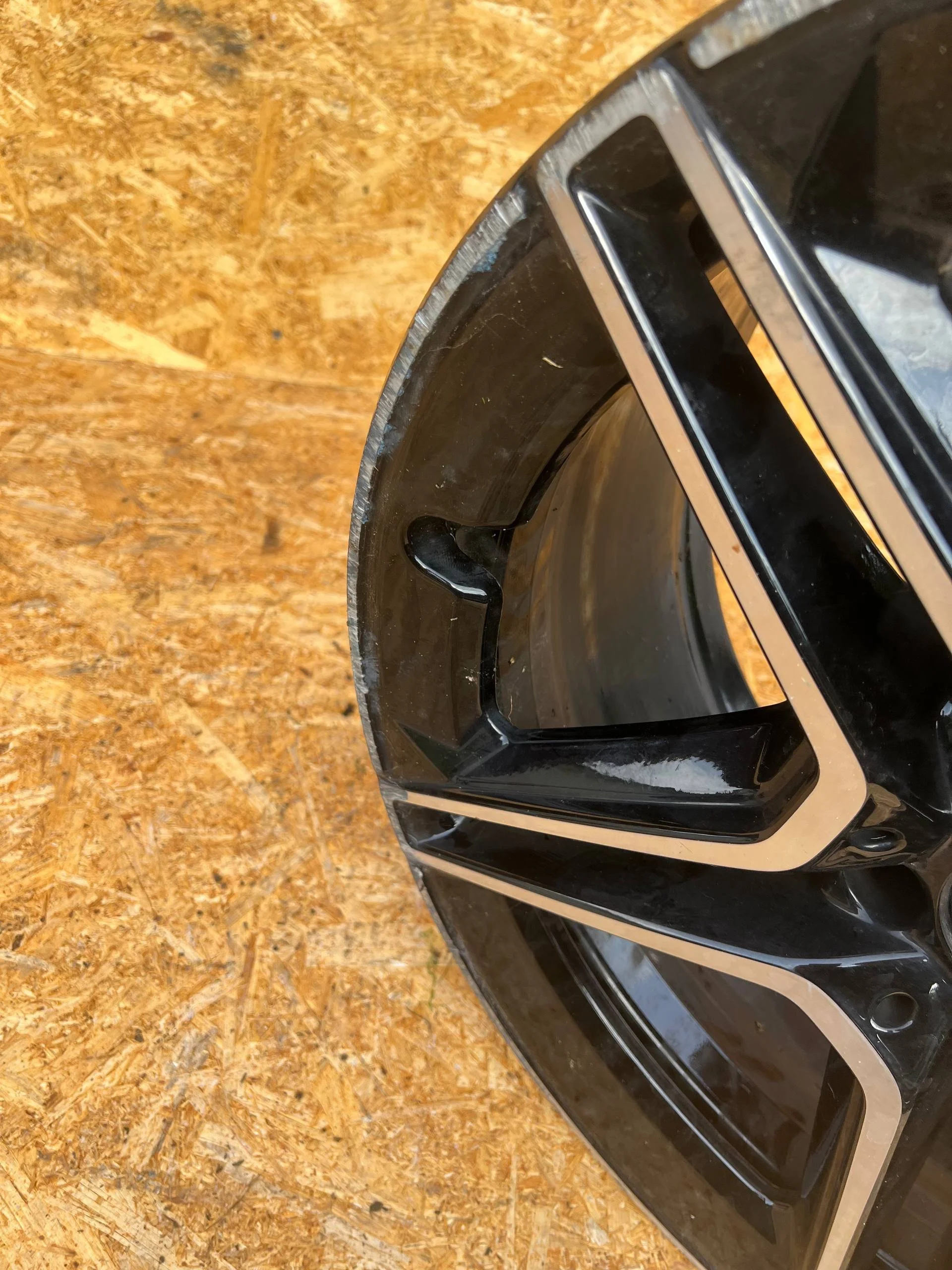 Диск колесный литой Mercedes-Benz GLC X253 / C253 Mercedes-Benz GLC class X253 2015-2022 Mercedes-Benz GLC class C253 2016+