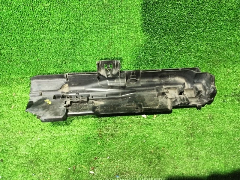 Кронштейн радиатора BMW 328i 2010 E90