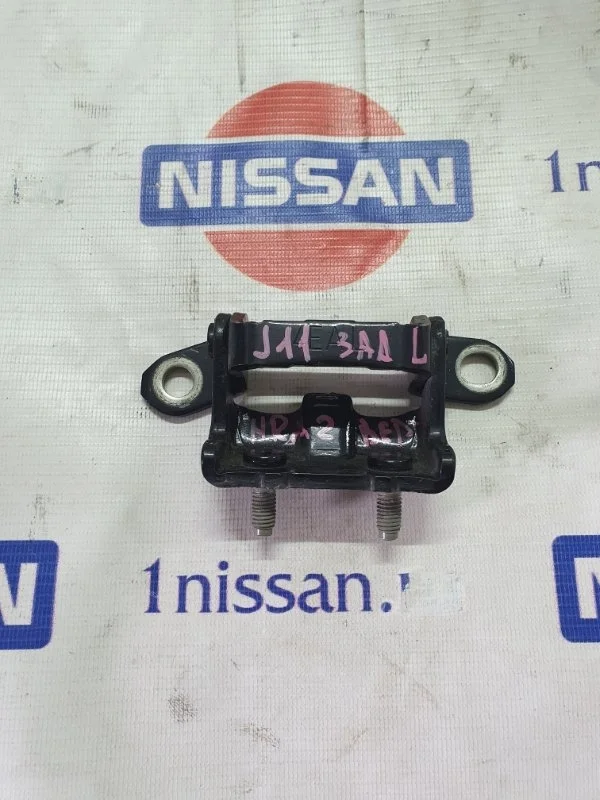 Петля двери Nissan Qashqai 2014 824014EA0A J11 HRA2, задняя левая