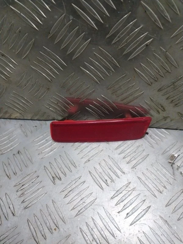 Катафот бампера Renault Duster 2009-2014 265604000R HSA K4MA606, задний правый