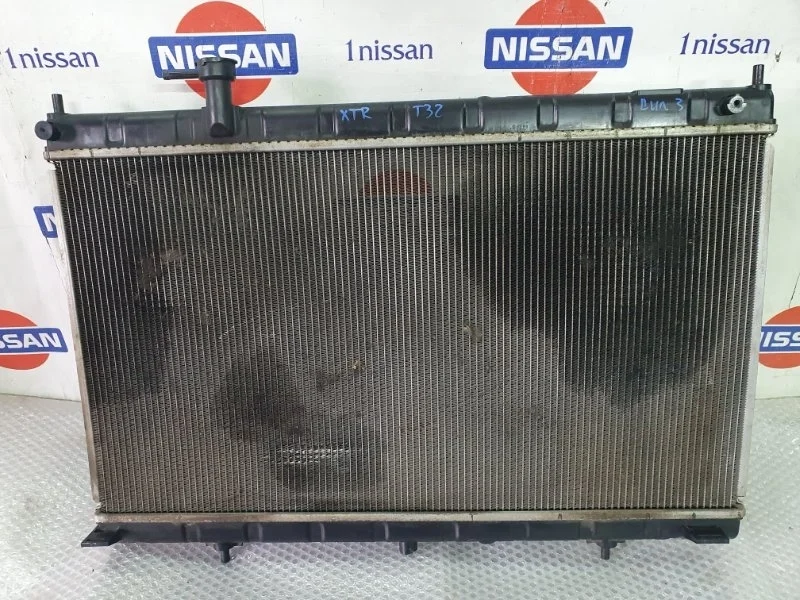 Радиатор охлаждения двигателя Nissan 19.03.2023 214104CM0C, передний