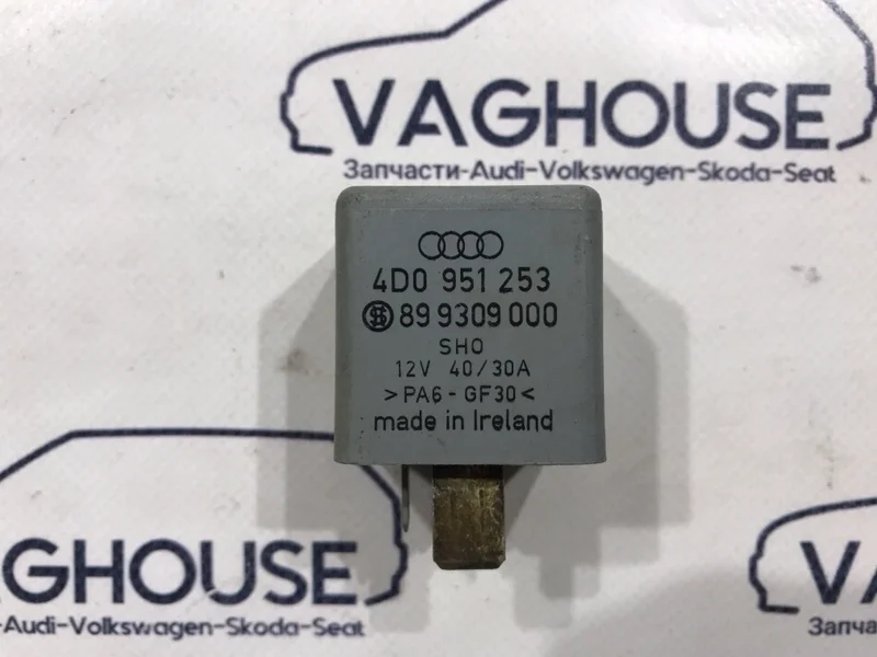 Реле бензонасоса Audi A6 С5 2002