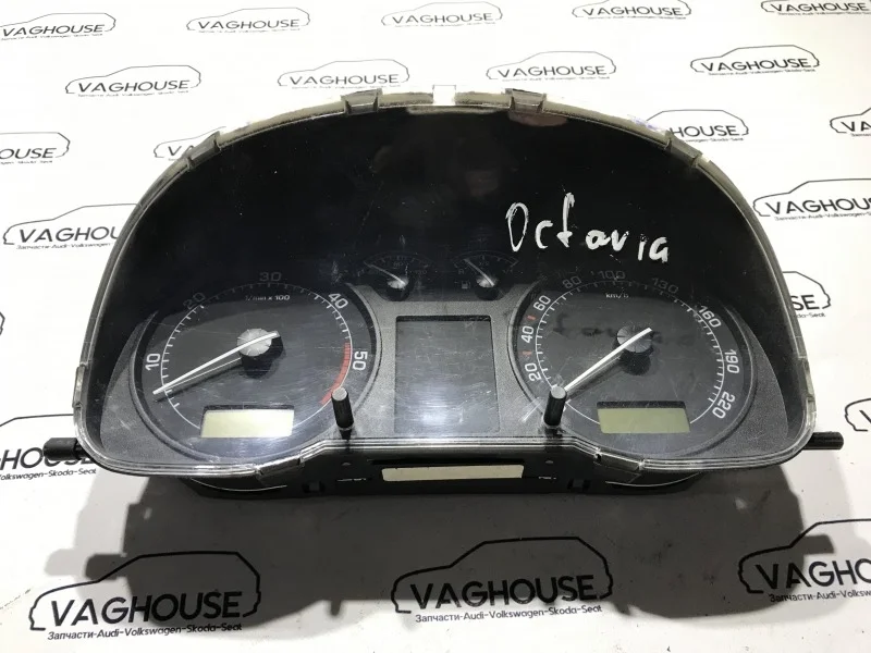 Щиток приборов Skoda Octavia Tour 1.8 2001