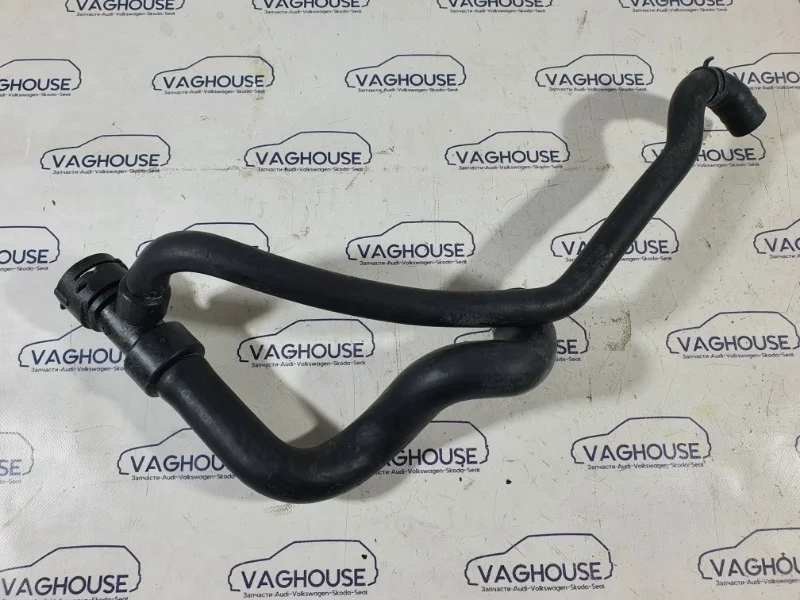 Патрубок радиатора Volkswagen Passat B5+ 3B3 1.9