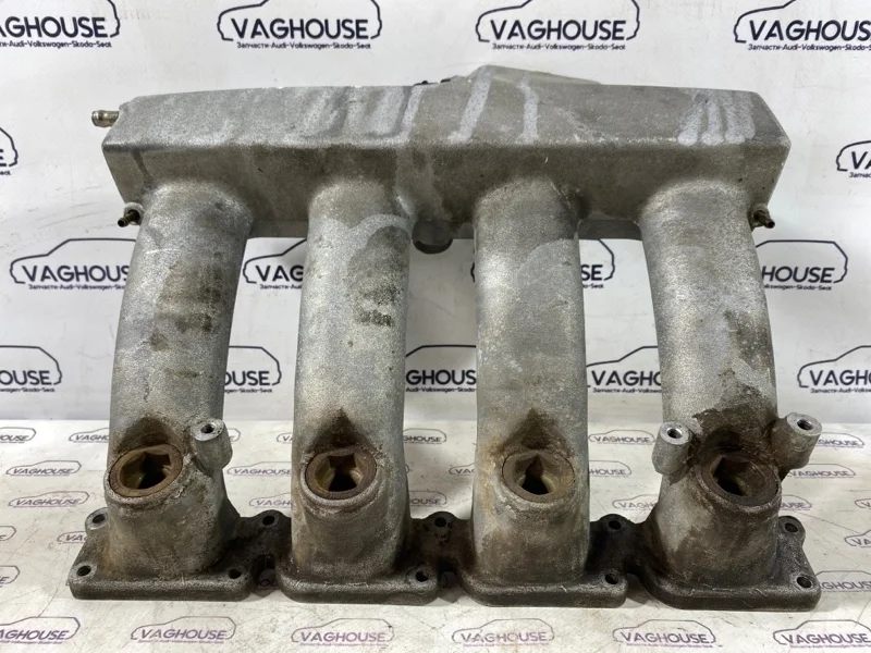 Коллектор впускной Volkswagen Passat B5+ 3B3 1.8T