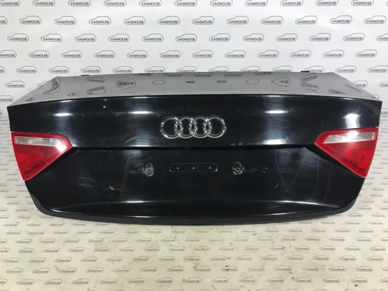 Крышка багажника Audi A5 8T 3.2 CALA 2008