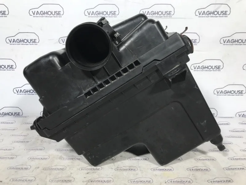 Корпус воздушного фильтра Nissan X-Trail T31 2.0