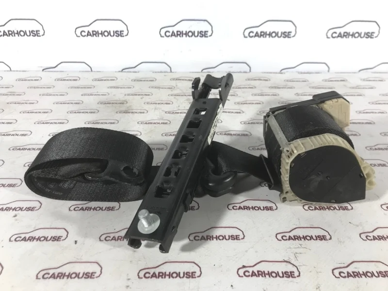 Ремень безопасности передний правый Ford Focus 2