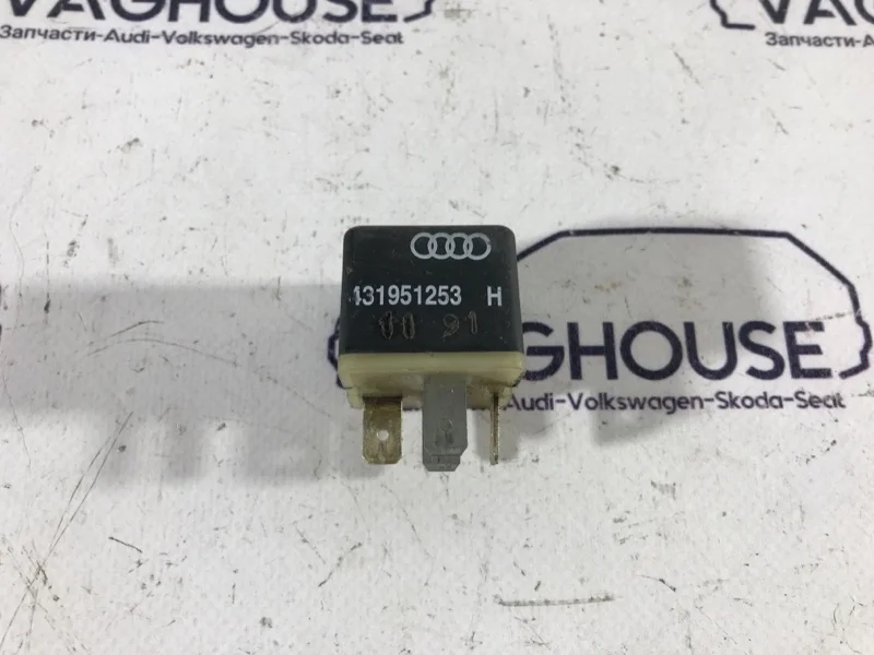 Реле Audi A6 C5 2004