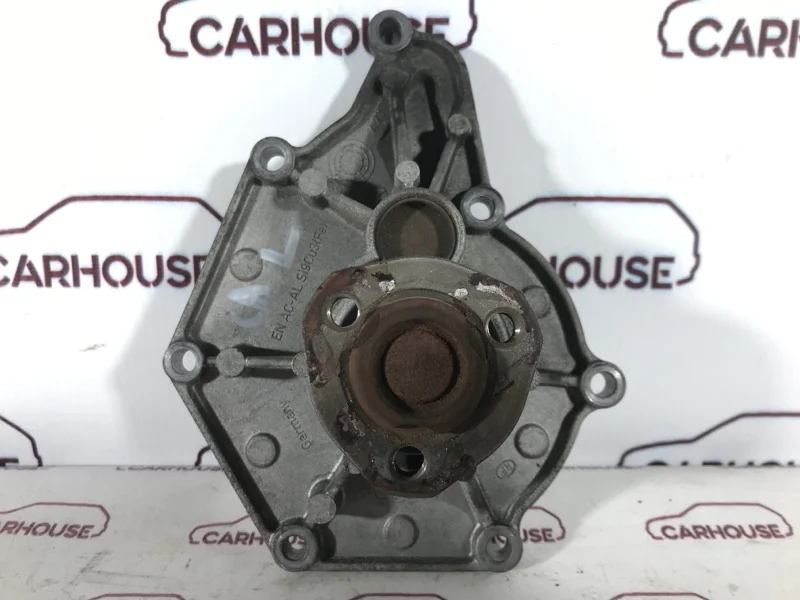 Помпа Audi A5 8T 3.2 CAL