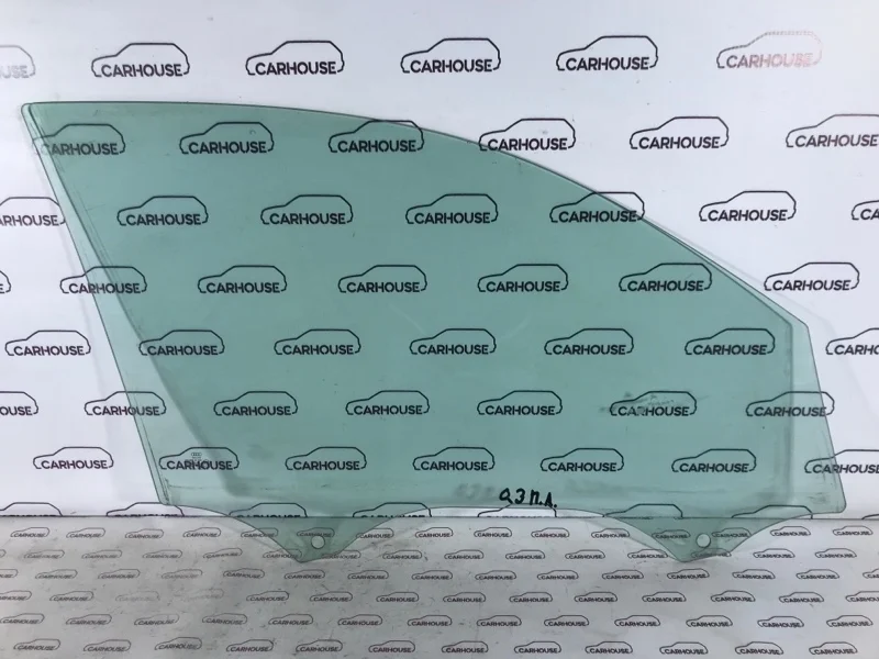 Стекло переднее левое Audi Q3