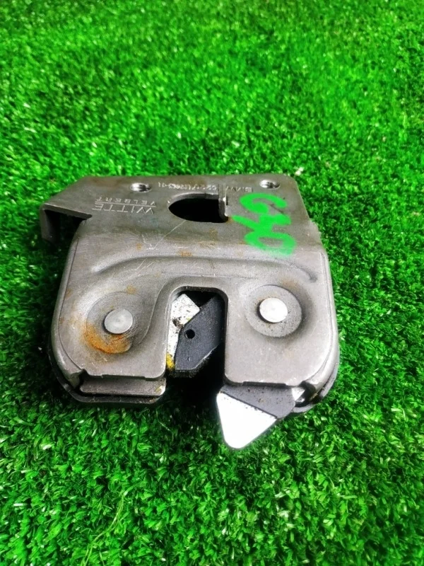 Замок сидения BMW 540xi 2017 G30