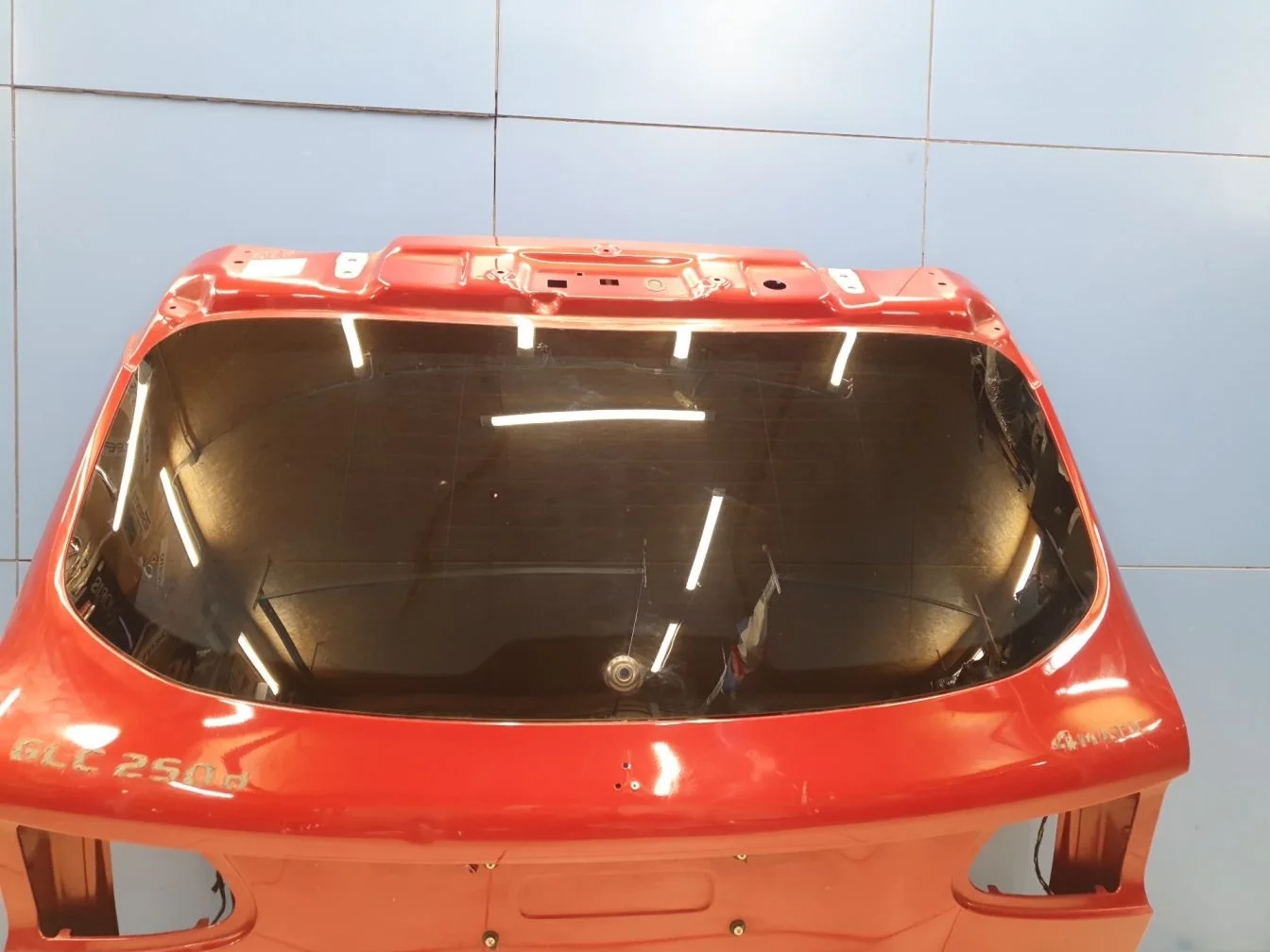 Стекло двери багажника для Mercedes GLC-klasse X253 2015-