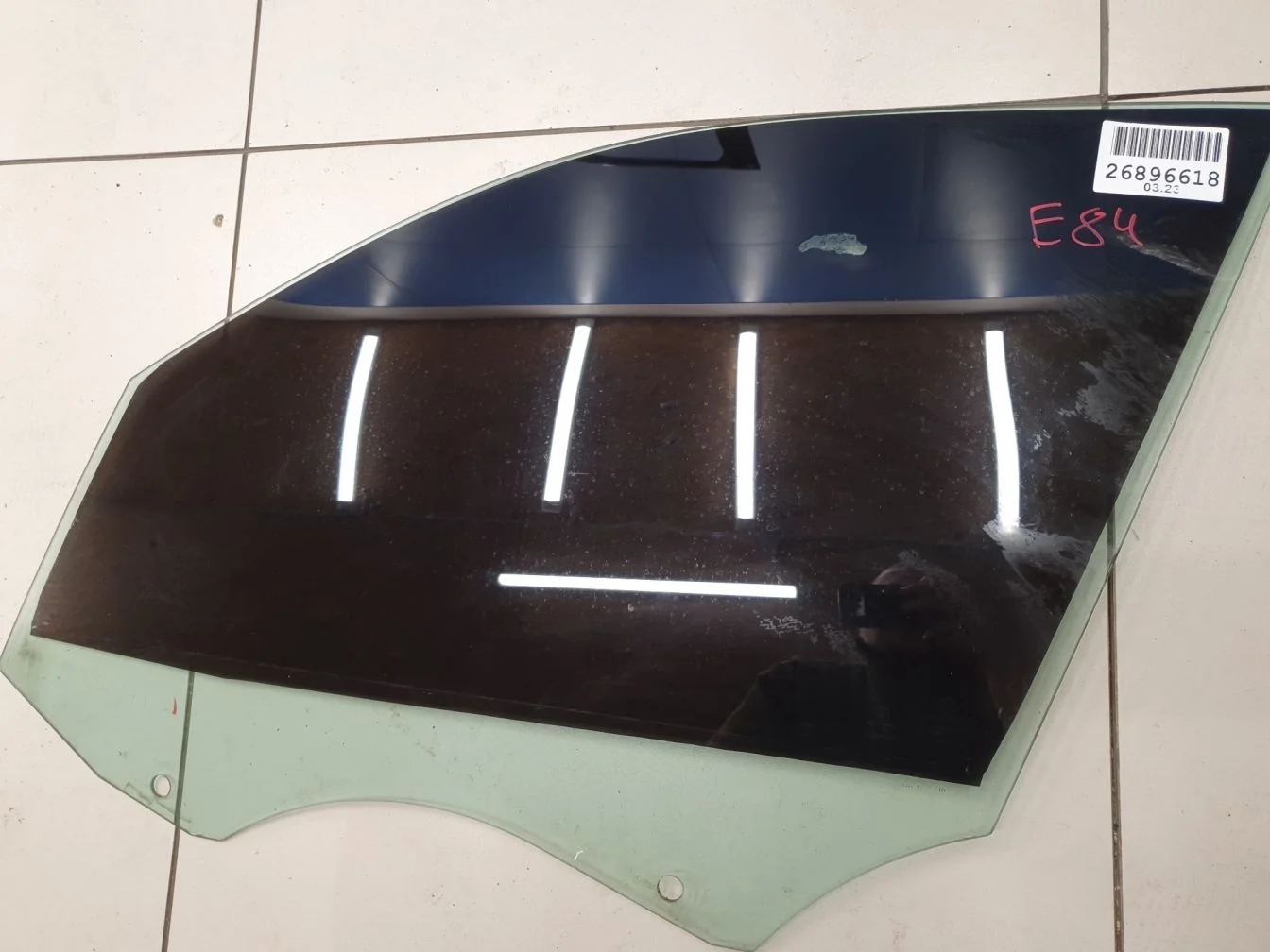 Стекло двери передней левой для BMW X1 E84 2009-2015