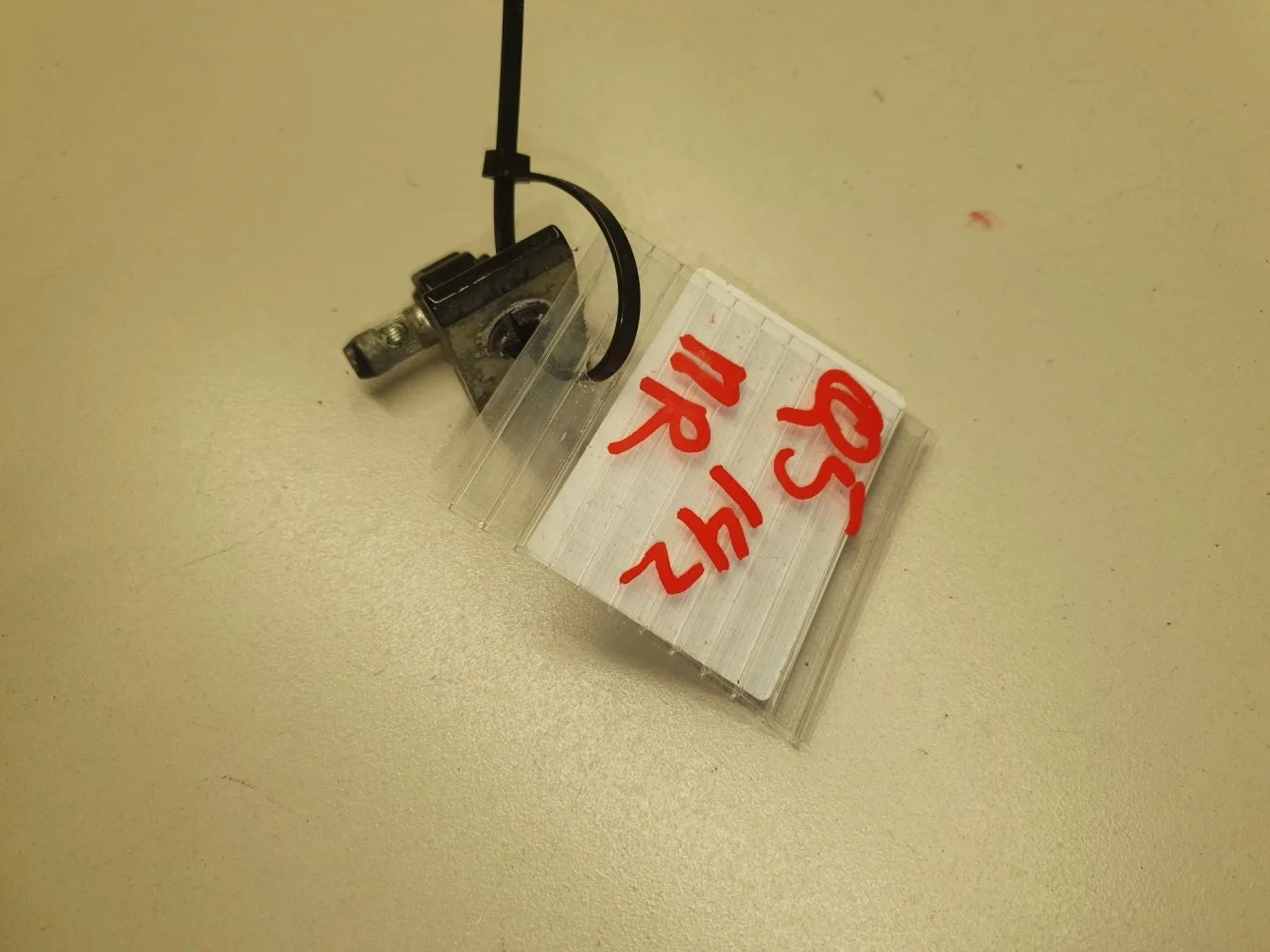 Петля двери для Audi Q5 8R 2008-2017