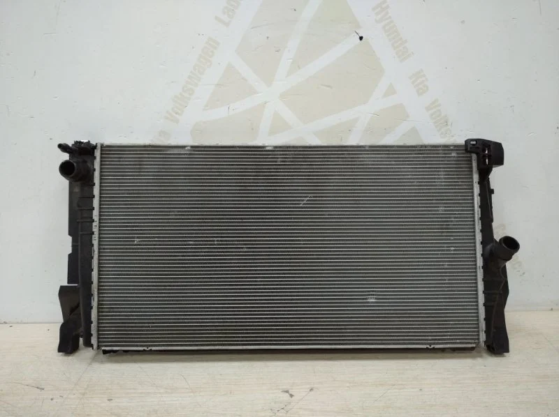 Радиатор охлаждения двигателя MINI cooper Hatch 2013-2018 F56 до Рестайлинг