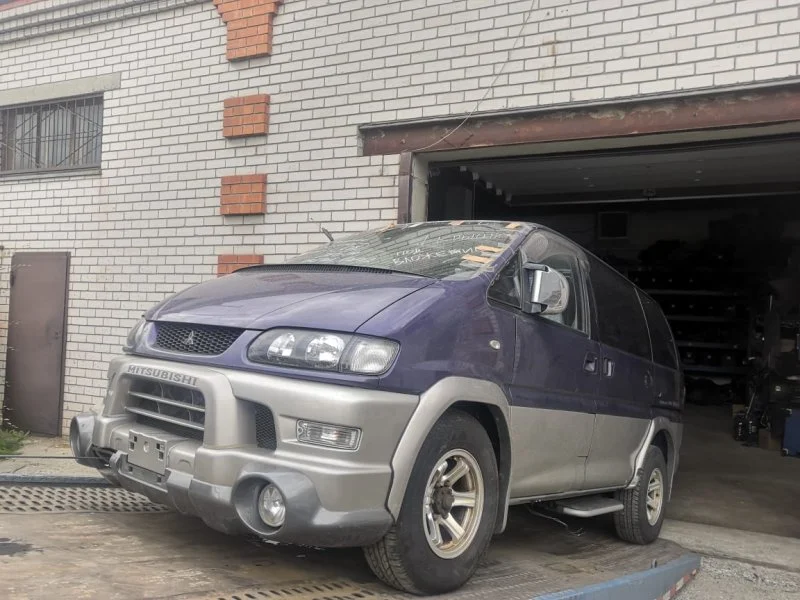 Продажа Mitsubishi Delica 3.0 (185Hp) (6G72) 4WD AT по запчастям