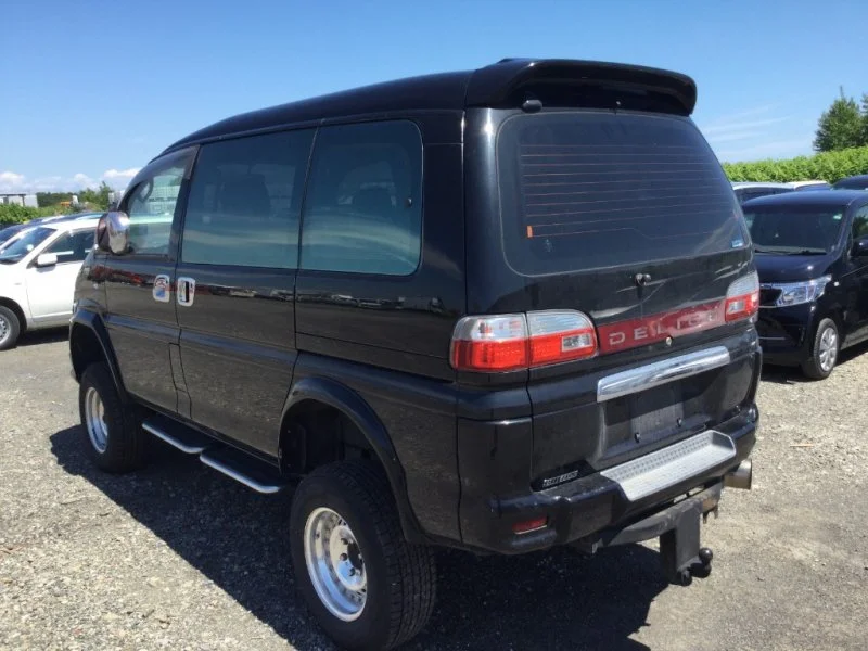 Продажа Mitsubishi Delica 2.8D (125Hp) (4M40) 4WD AT по запчастям