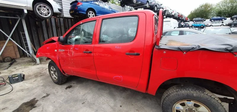 Продажа Toyota Hilux Pick Up 2.5D (120Hp) (2KD-FTV) 4WD MT по запчастям