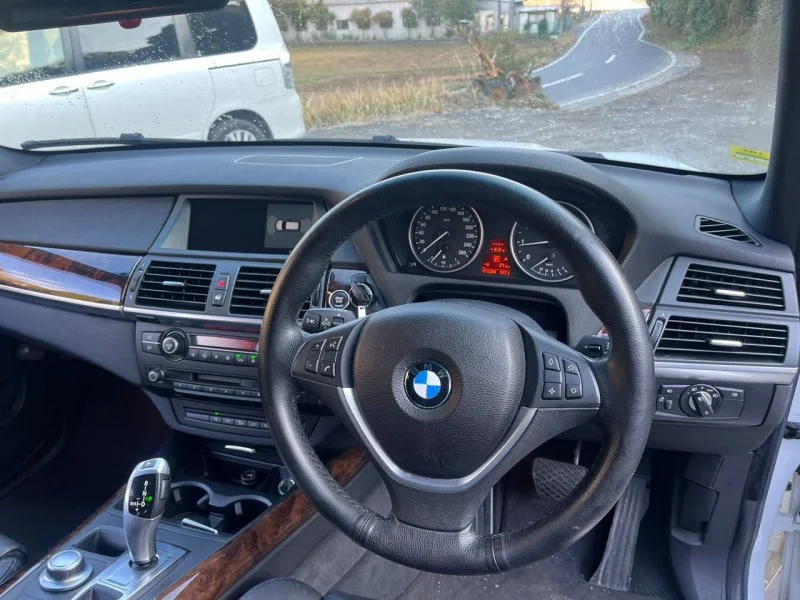 Продажа BMW X5 3.0 (272Hp) (N52B30) 4WD AT по запчастям