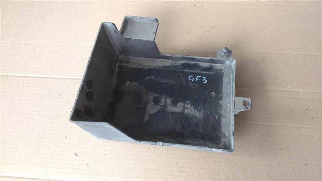 Б.у. площадка под аккумулятор MITSUBISHI OUTLANDER GF3W MITSUBISHI OUTLANDER GF3W