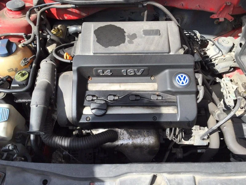 Продажа Volkswagen Golf 1.4 (75Hp) (APE) FWD MT по запчастям