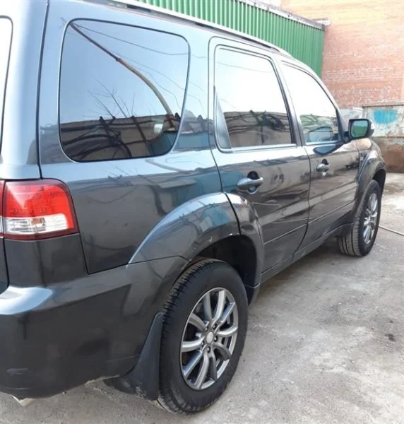 Продажа Ford Escape 2.3 (145Hp) (DURATEC 23) 4WD AT по запчастям