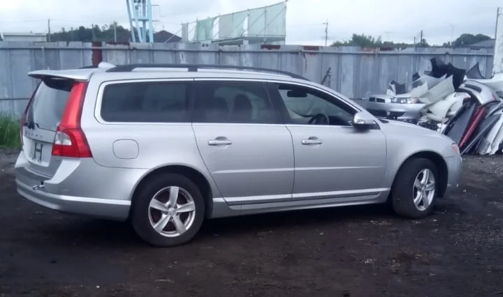 Продажа Volvo V70 2.0 (145Hp) (B4204S3) FWD AT по запчастям