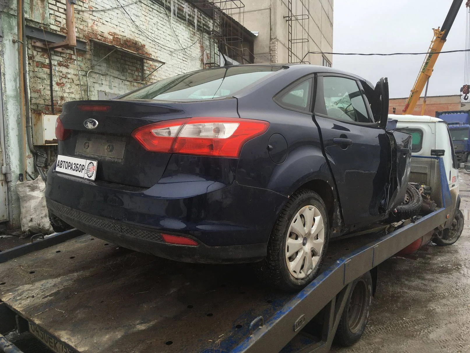 Продажа Ford Focus 1.6 (125Hp) (PNDA) FWD MT по запчастям