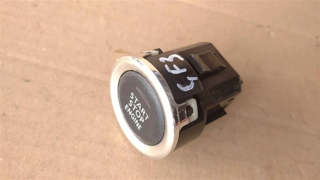 Б.у. кнопка запуска двигателя MITSUBISHI OUTLANDER GF3W MITSUBISHI OUTLANDER GF3W